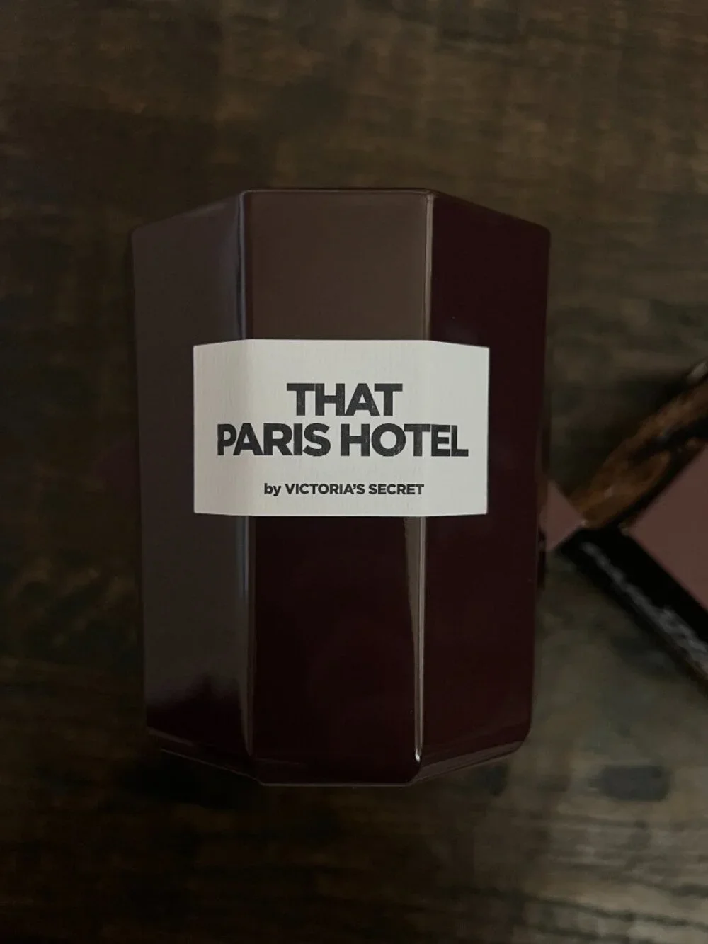 Victoria's Secret That Paris Hotel 4 Wick Candle 21 oz NIB